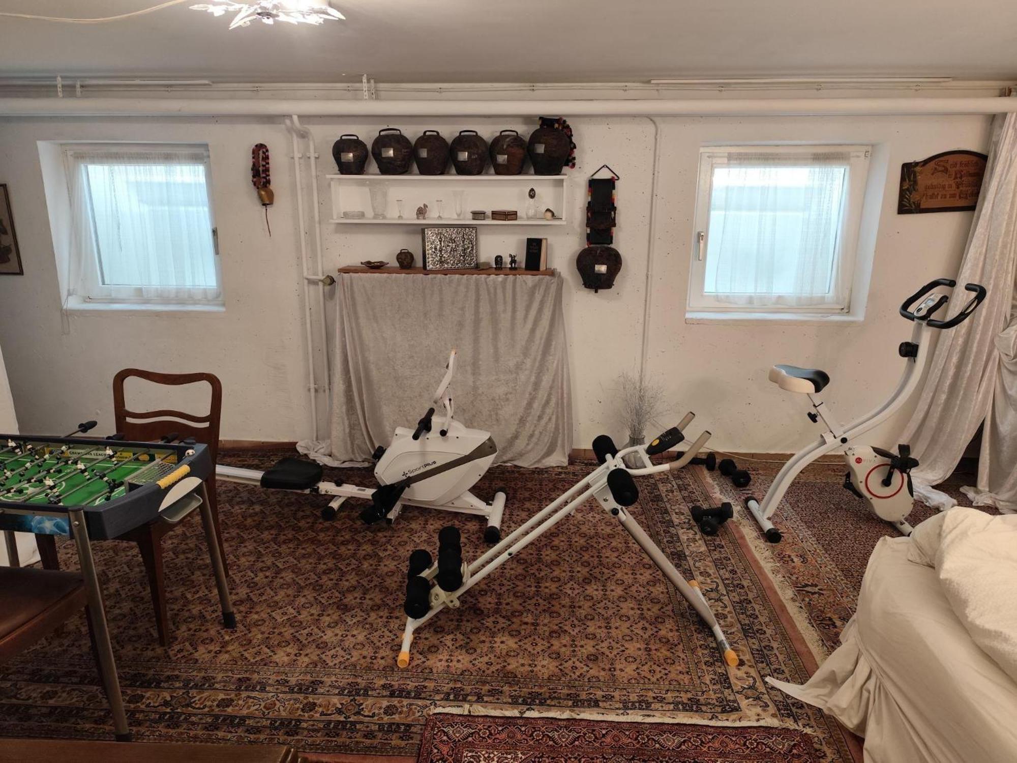 Elegant-Terraced-House-With-Bikes-Near-The-Lake-Children-At-Least-6-A-Old ชตาร์นแบร์ก ภายนอก รูปภาพ